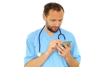 celular-dispositivo-medico-215433000000-1356794.jpg