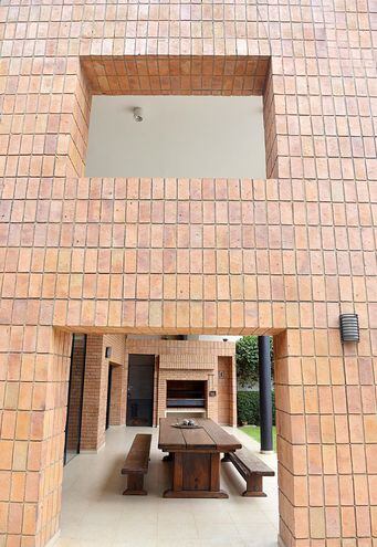 Ladrillo nacido de la tierra - Casa y Jardín - ABC Color