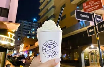 La empresa internacional Coffee Bean & Tea Leaf confirma el cierre de su tienda en el microcentro de Asunción. (Foto extraída de Instagram).