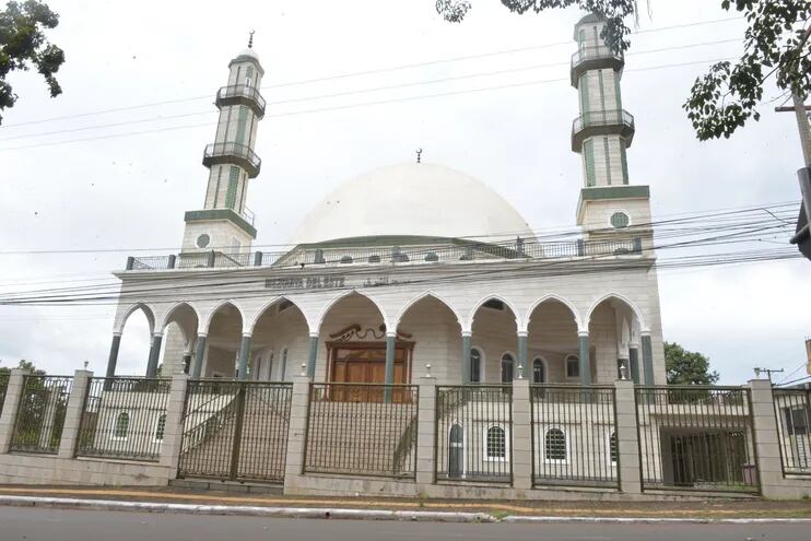 La mezquita Alkhaulafa Al-Rashdeen donde realiza su culto religioso la comunidad árabe-islámica en Ciudad del Este.