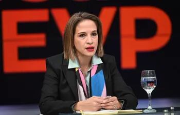 Lea Giménez, integrante del equipo de transición del presidente electo Santiago Peña (ANR), ratifica pedido al Gobierno