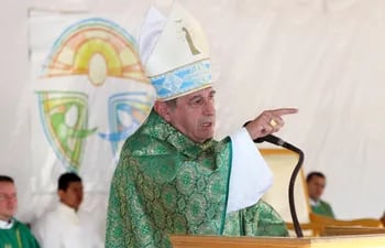Monseñor Ricardo Valenzuela, obispo de Caacupé.