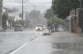 Meteorología anuncia lluvias con tormentas eléctricas para Asunción y 11 departamentos.