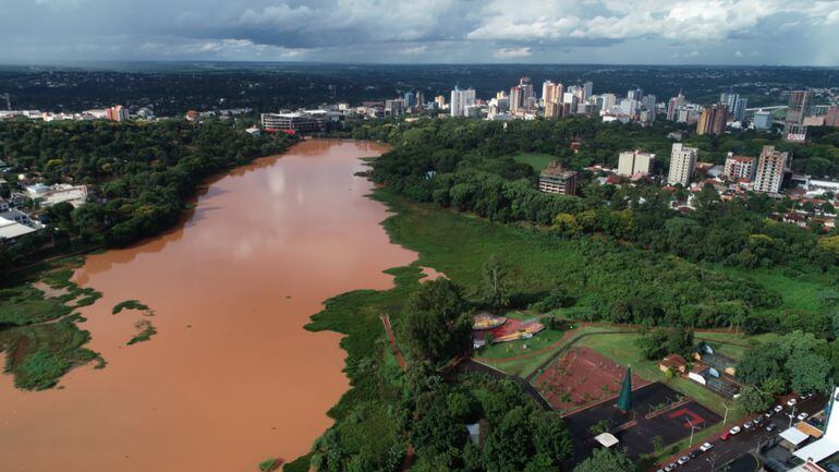 Los ambientalistas abogan por la recuperación del Lago de la República.