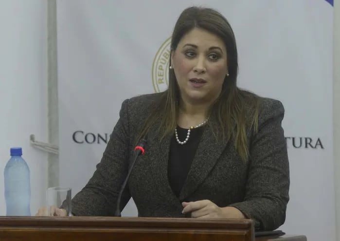 Abg. Patricia Rivarola Pérez, fiscala adjunta que dictaminó por el sobreseimiento definitivo de imputados.